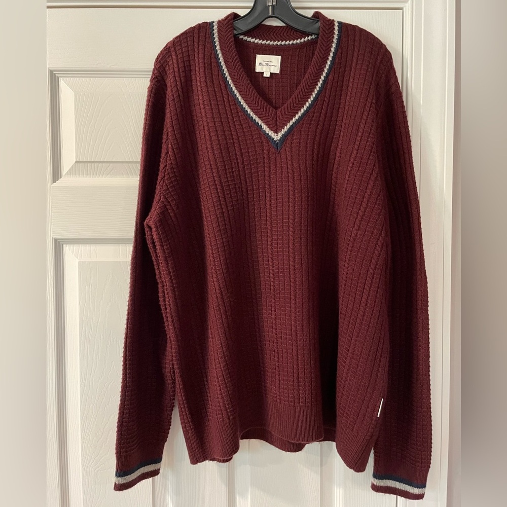Ben Sherman Burgundy V-Neck Sweater Large